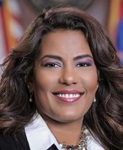 Maria Elena Cruz